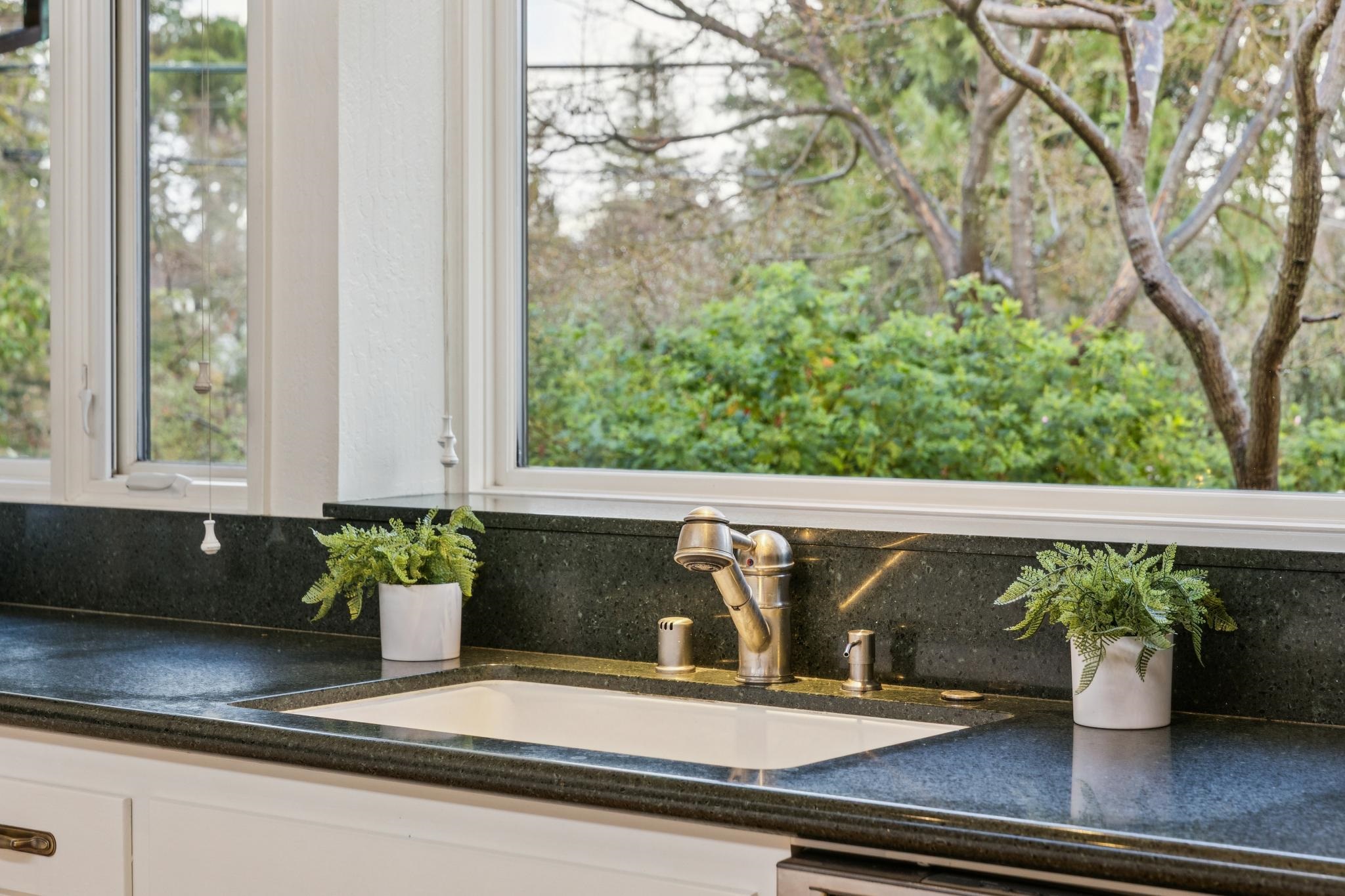 411 La Vista Road Walnut Creek, CA 94598 - Photo 16 of 57