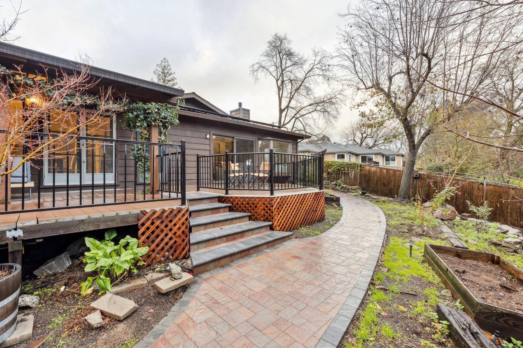 411 La Vista Road Walnut Creek, CA 94598 - Photo 42 of 57