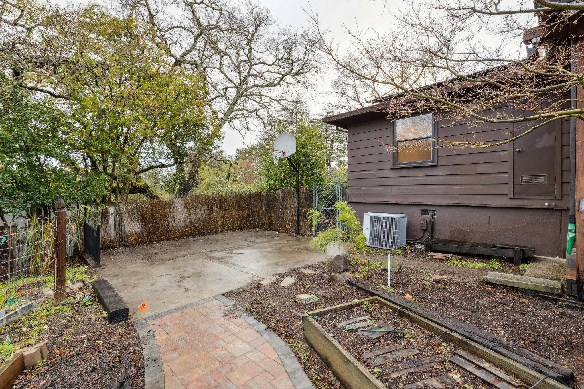 411 La Vista Road Walnut Creek, CA 94598 - Photo 43 of 57