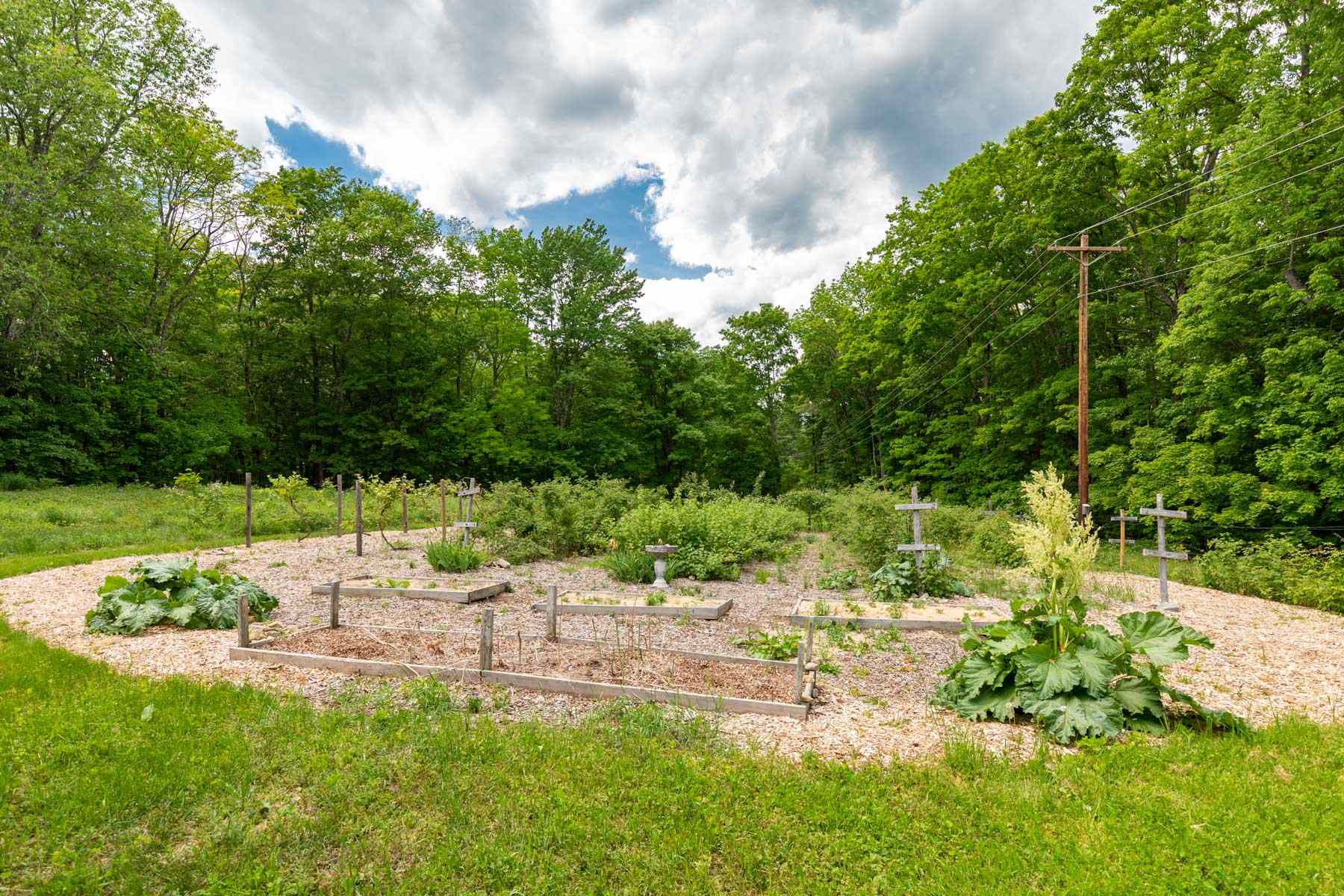 191 Blake Road Epping, NH 03042 - Photo 14 of 40