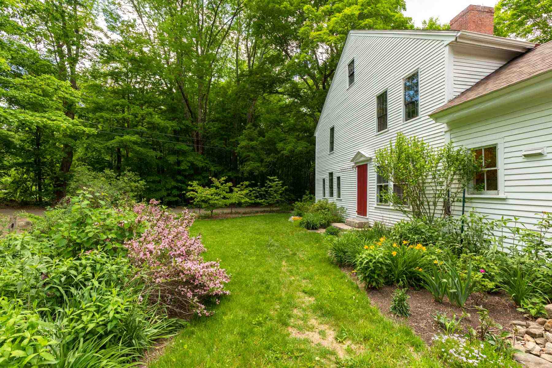191 Blake Road Epping, NH 03042 - Photo 9 of 40