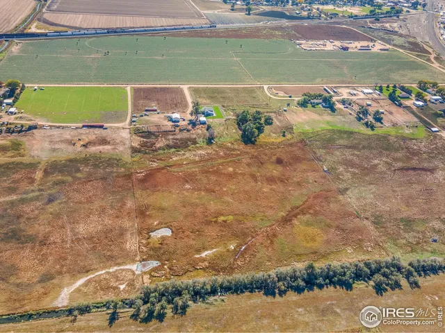 a view of a lake with outdoor space