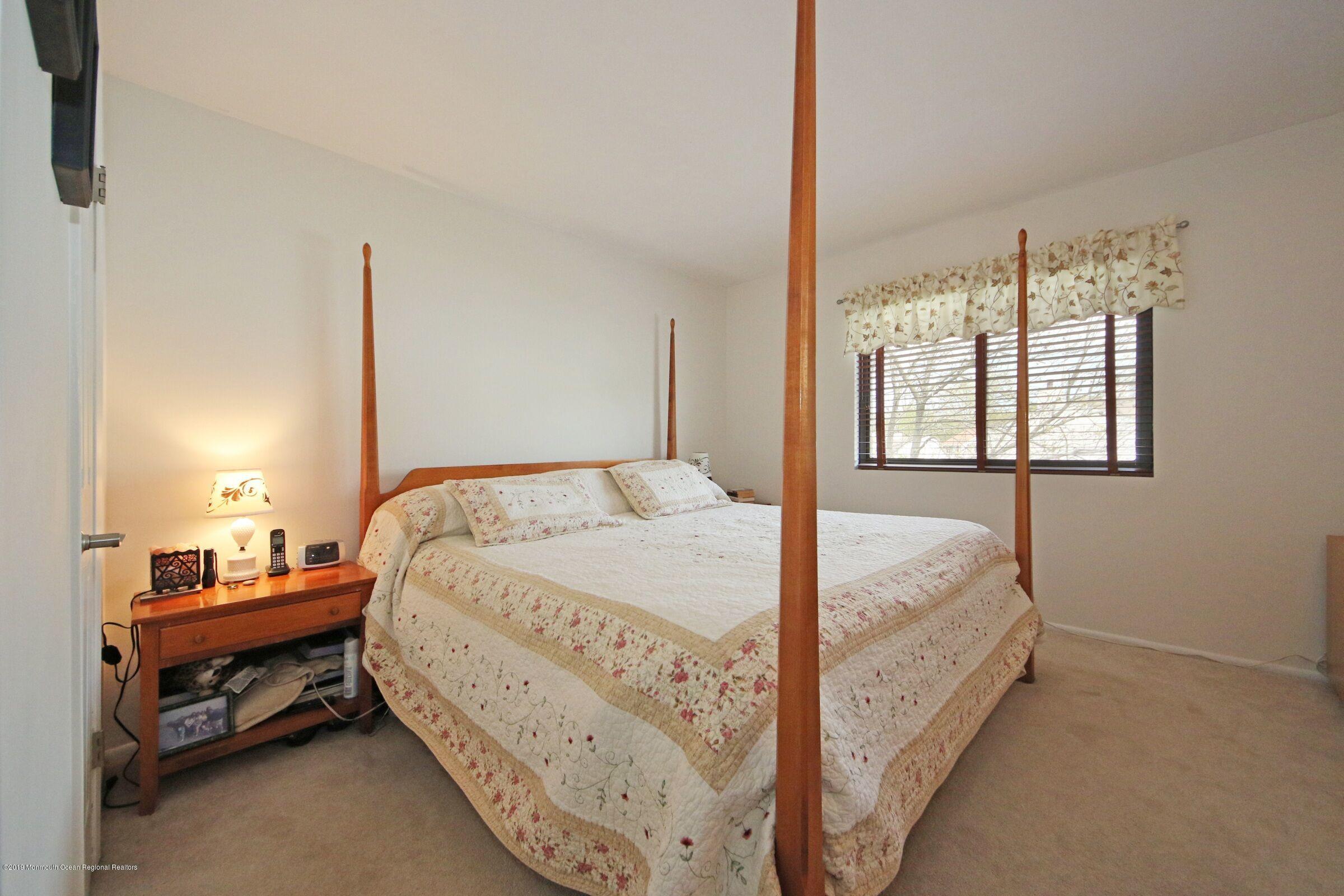 444 Middlewood Road Middletown, NJ 07748 - Photo 12 of 28 444 Middlewood master1