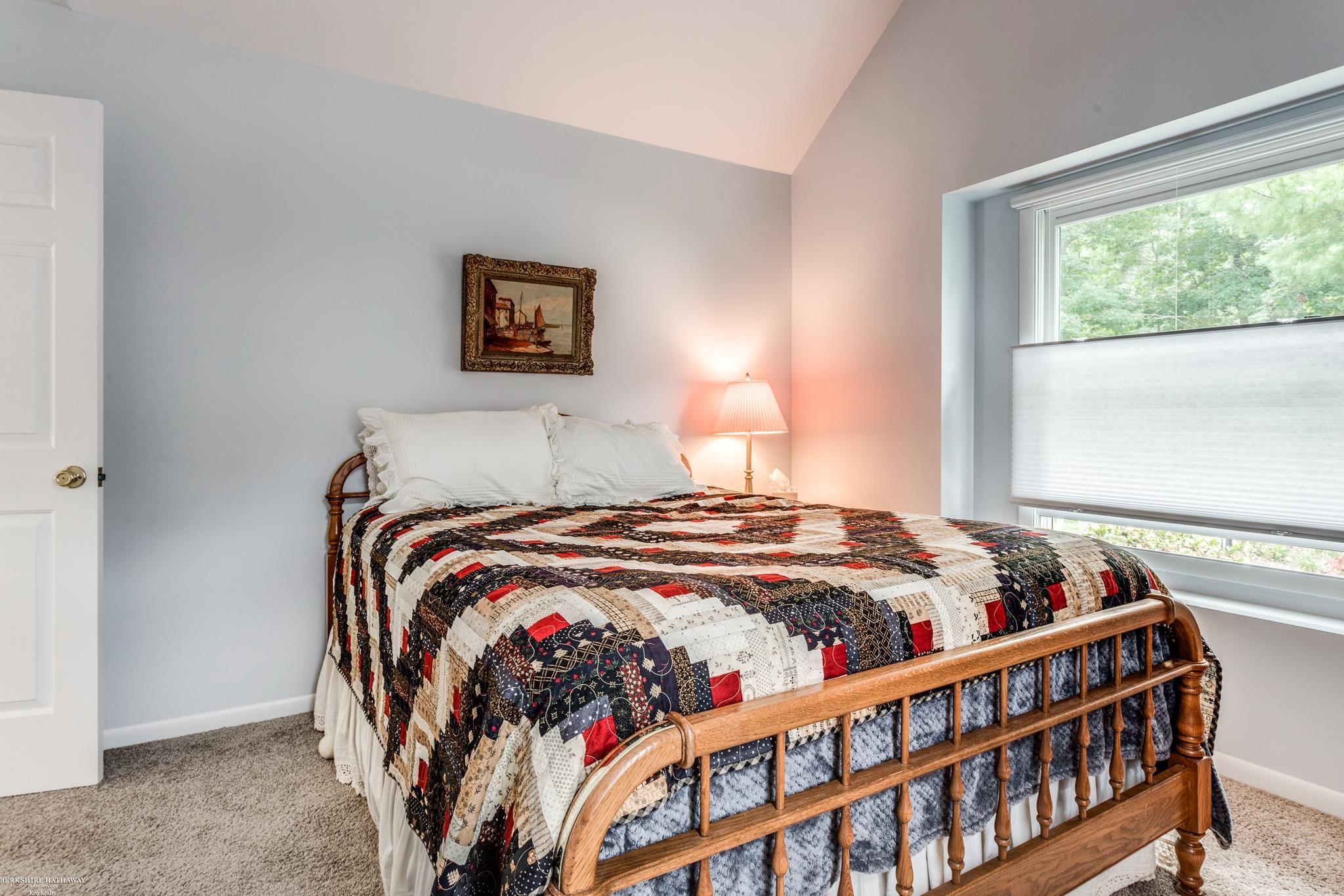 4860 Lakeshore Road Fort Gratiot, MI 48059 - Photo 12 of 51 50092300-11.JPG