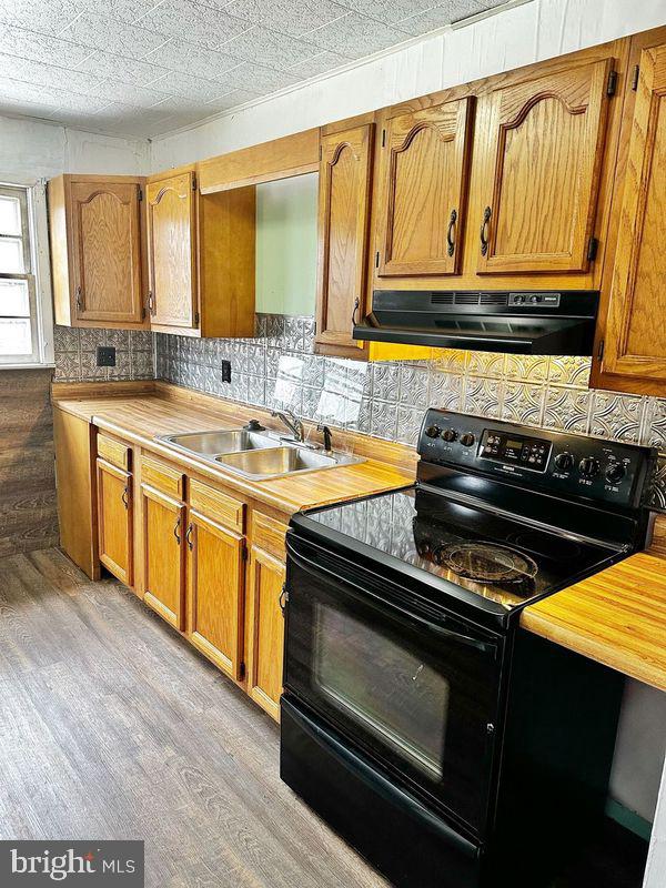 15 Swantamont Road Swanton, MD 21561 - Photo 4 of 13 Kitchen