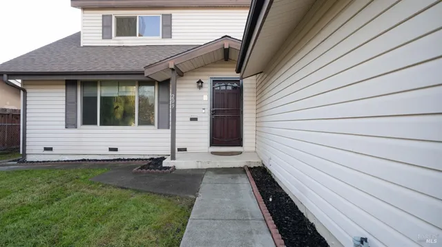 $525,000 | 209 Begonia Boulevard, Fairfield, CA 94533