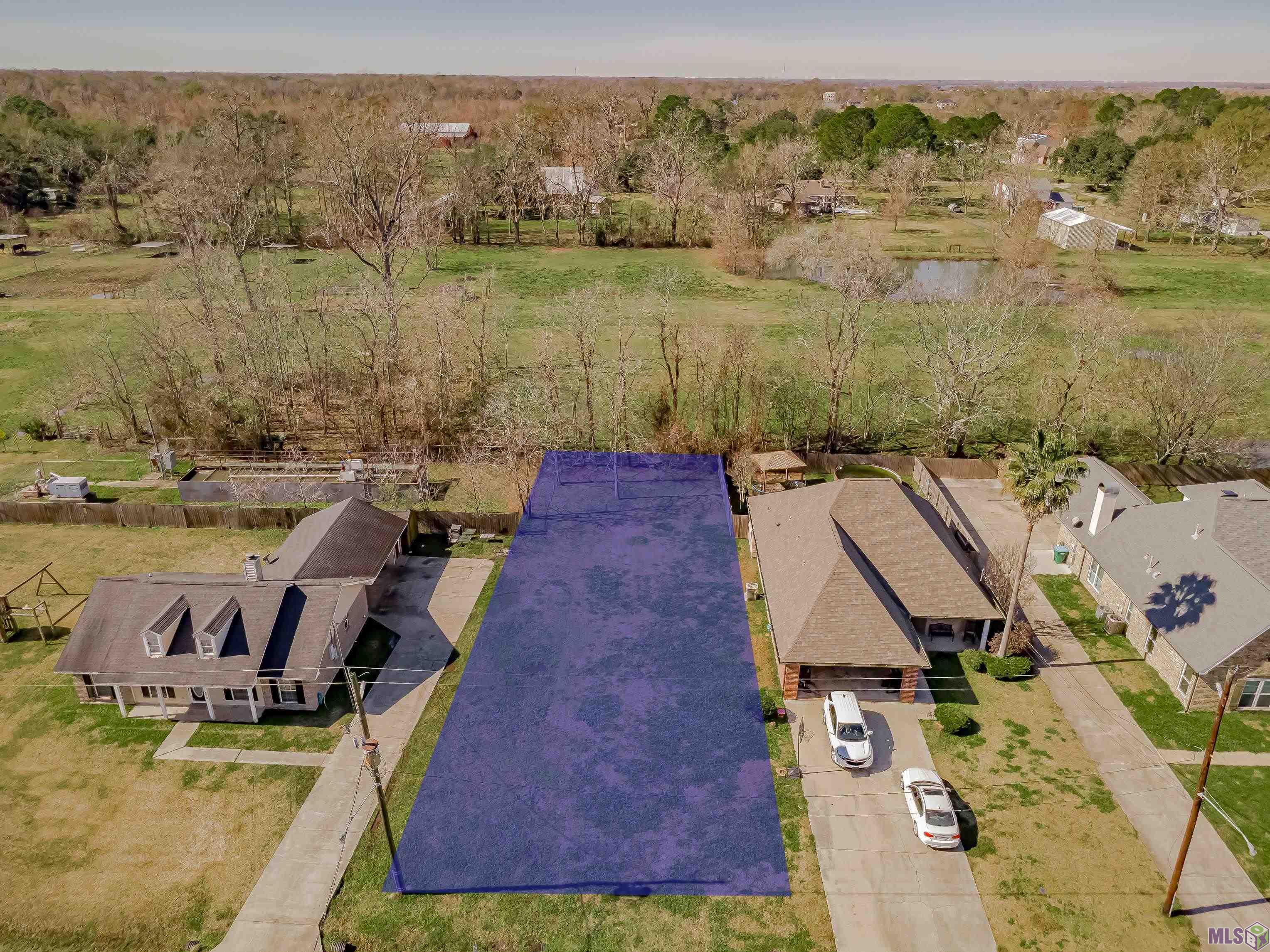 810 Bohne Road Port Allen, LA 70767 - Photo 3 of 6