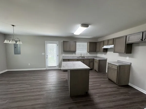 $1,850 | 1603 Mantlo Street, Springfield, TN 37172