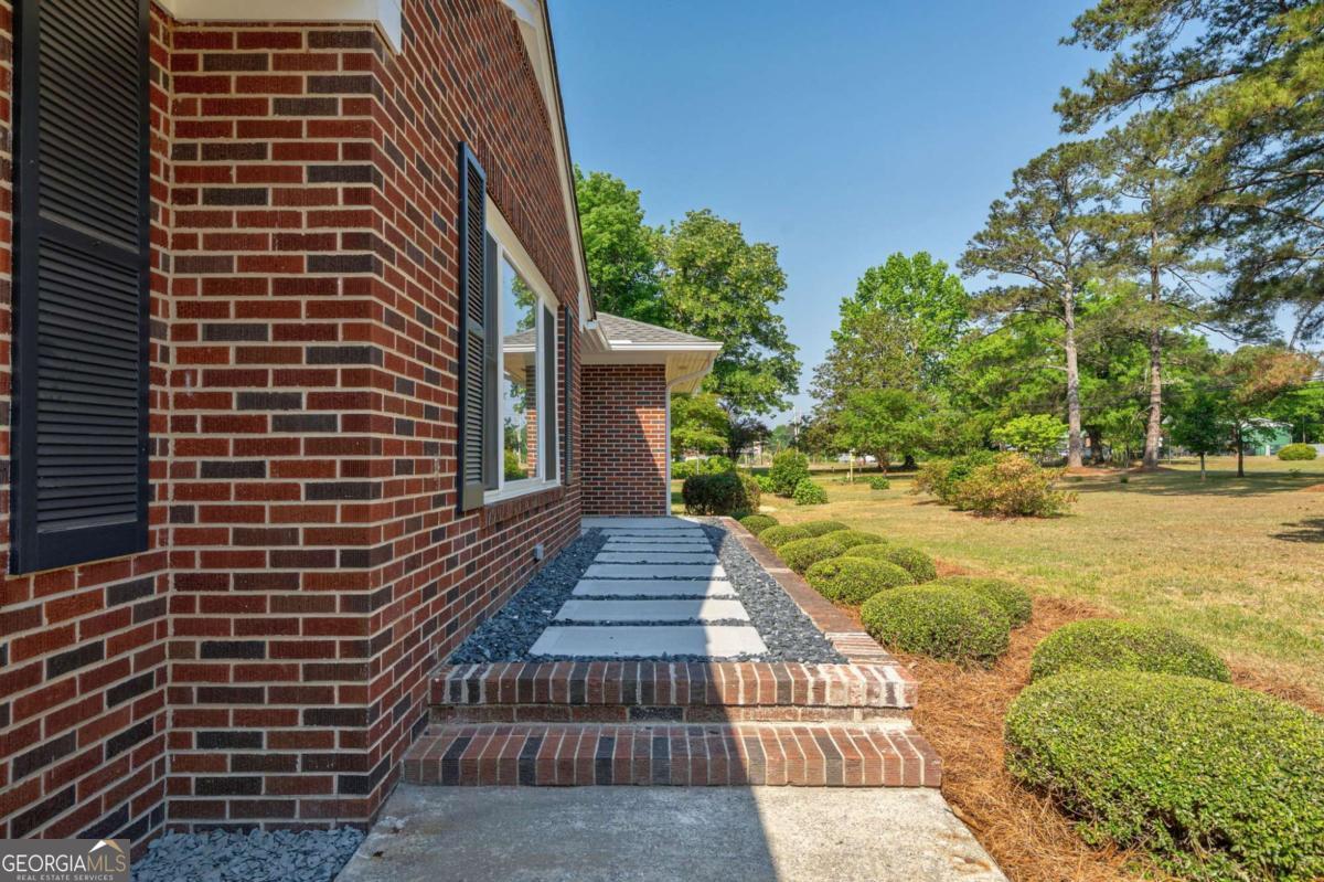 1310 Lincolnton Road Washington, GA 30673 - Photo 13 of 71 Gallery Image 13