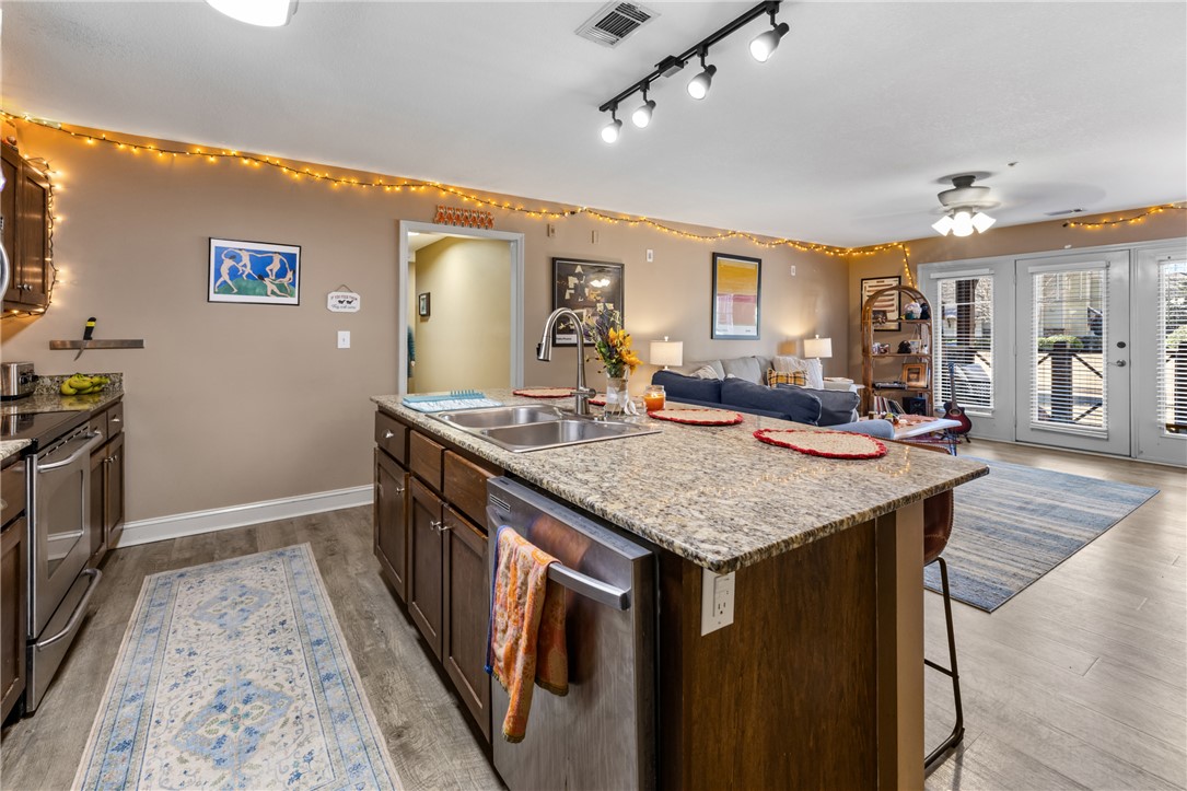 203 Kelly Road, Unit 613 Clemson, SC 29631 - Photo 13 of 32