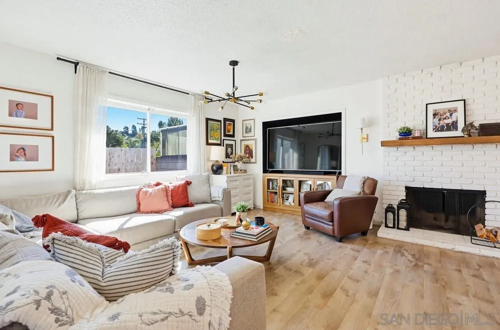 9517 Bray Avenue Spring Valley, CA 91977 - Photo 5 of 44 Gallery Image 5