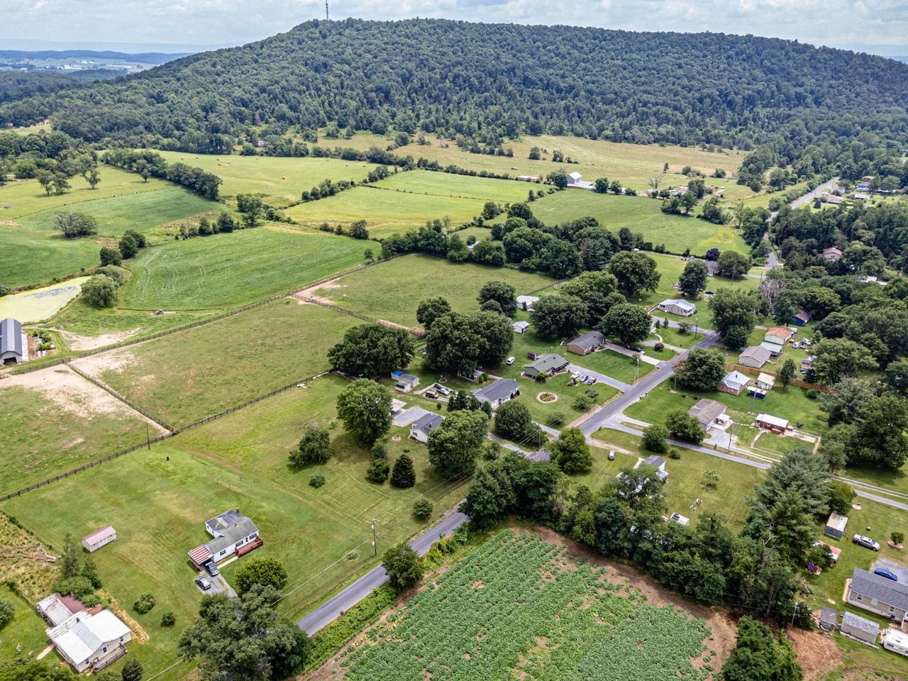 10224 Coopers Mountain Road Dayton, VA 22821 - Photo 42 of 58 Gallery Image 42