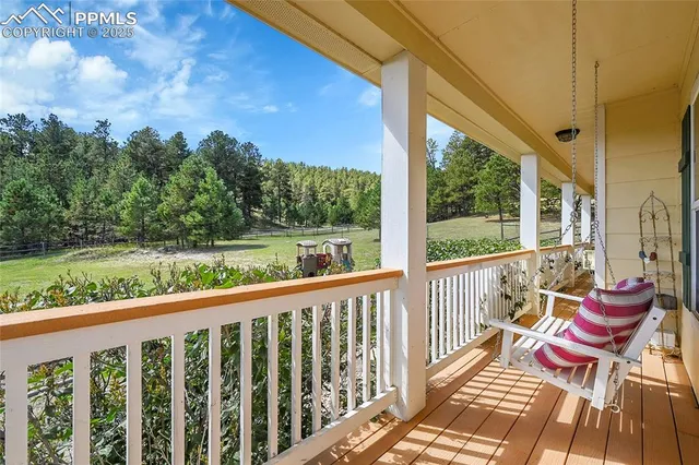 a view of a yard with patio