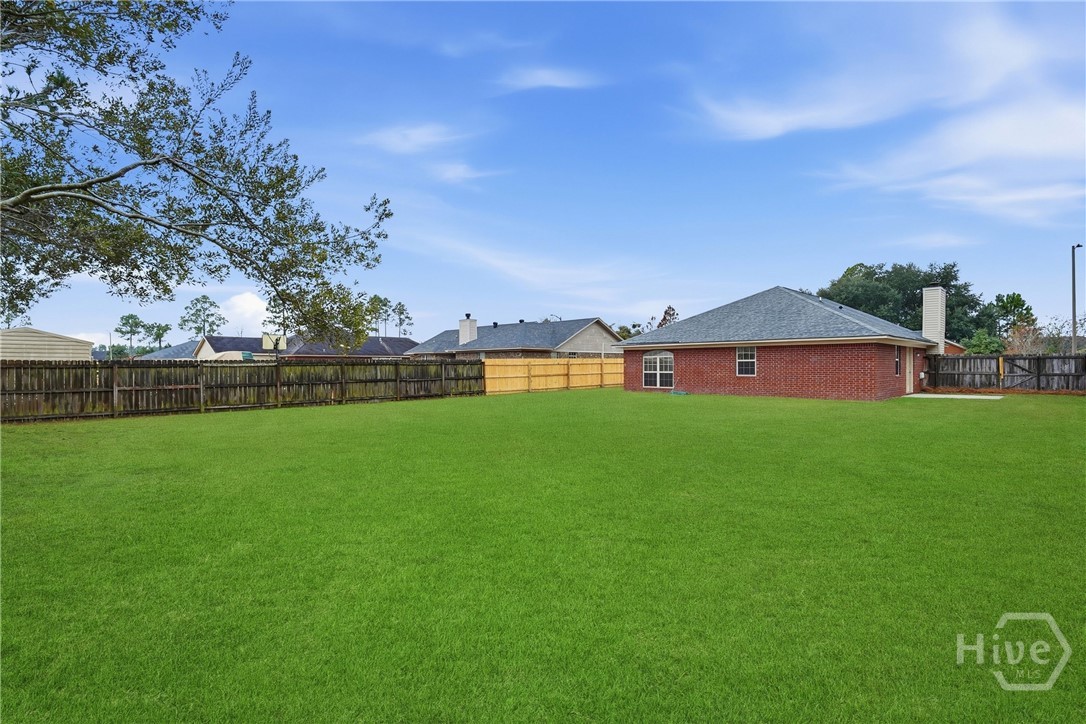2124 Walberg Drive Hinesville, GA 31313 - Photo 35 of 38