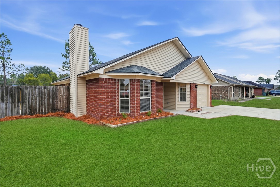 2124 Walberg Drive Hinesville, GA 31313 - Photo 4 of 38