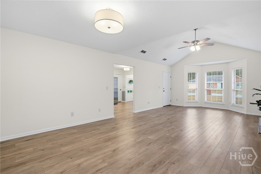 2124 Walberg Drive Hinesville, GA 31313 - Photo 10 of 38