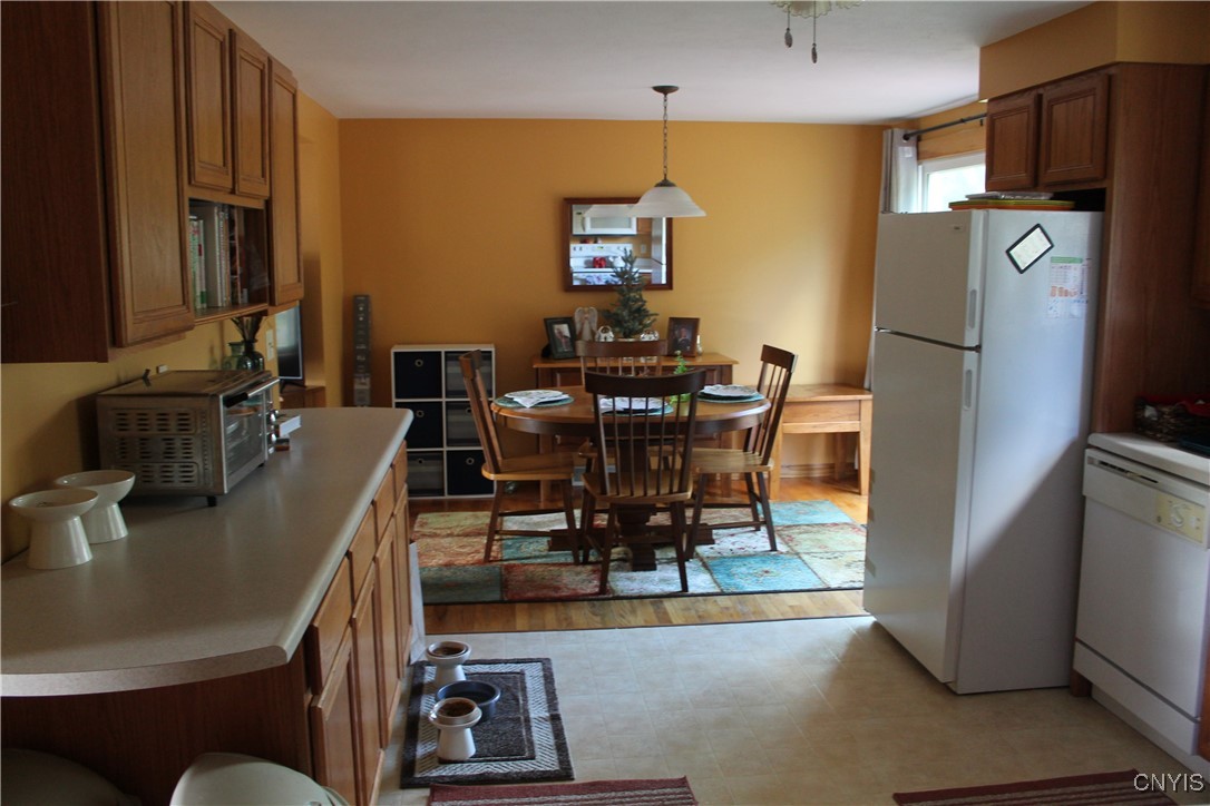 4875 Orangeport Road Clay, NY 13029 - Photo 14 of 37