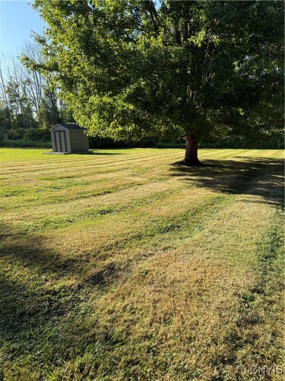 4875 Orangeport Road Clay, NY 13029 - Photo 4 of 37