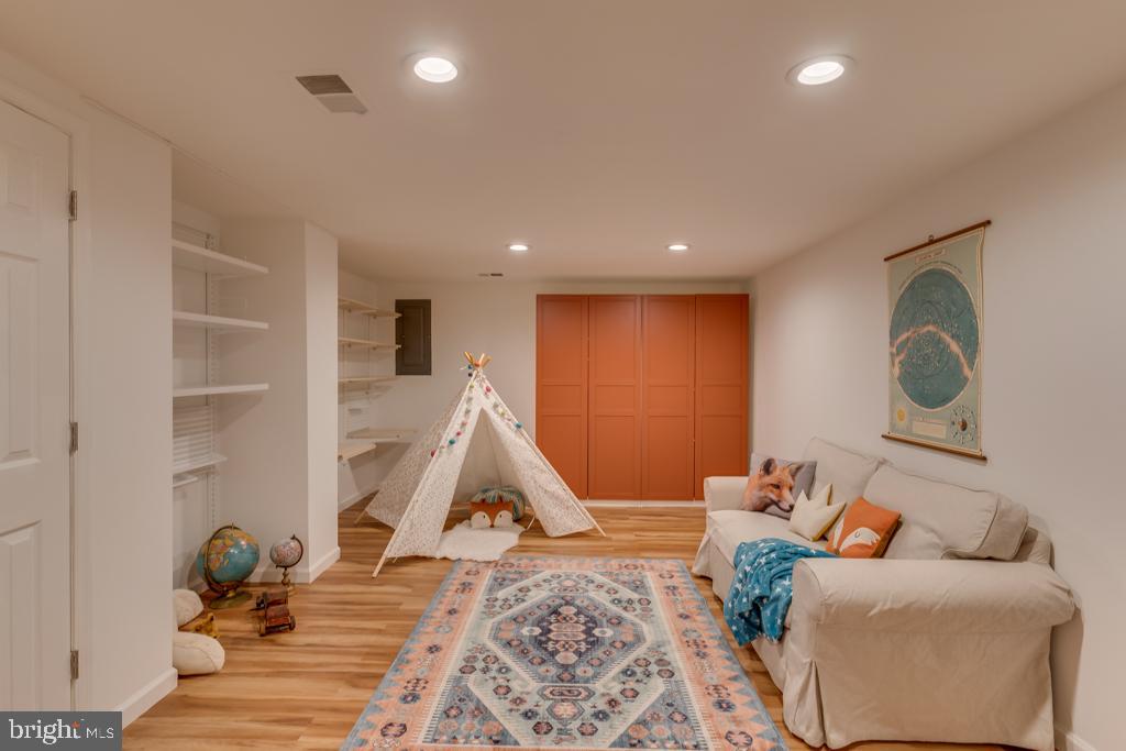 1207 Portner Road Alexandria, VA 22314 - Photo 11 of 30