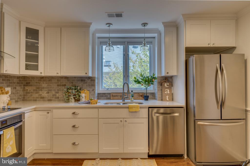 1207 Portner Road Alexandria, VA 22314 - Photo 15 of 30