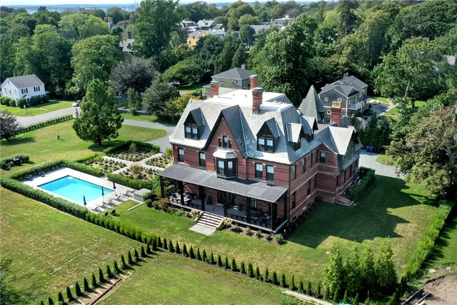 $20,000 | 30 Red Cross Avenue, Newport, RI 02840