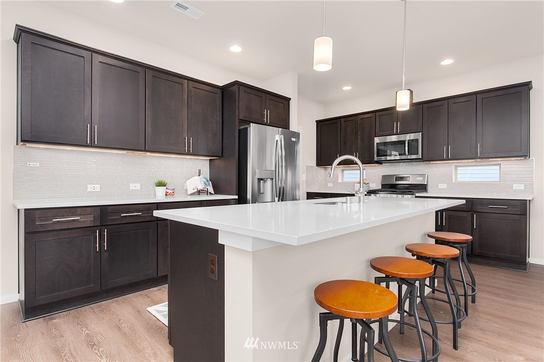 223 Southwest 3rd Court, Unit 6 Renton, WA 98057 - Photo 2 of 19