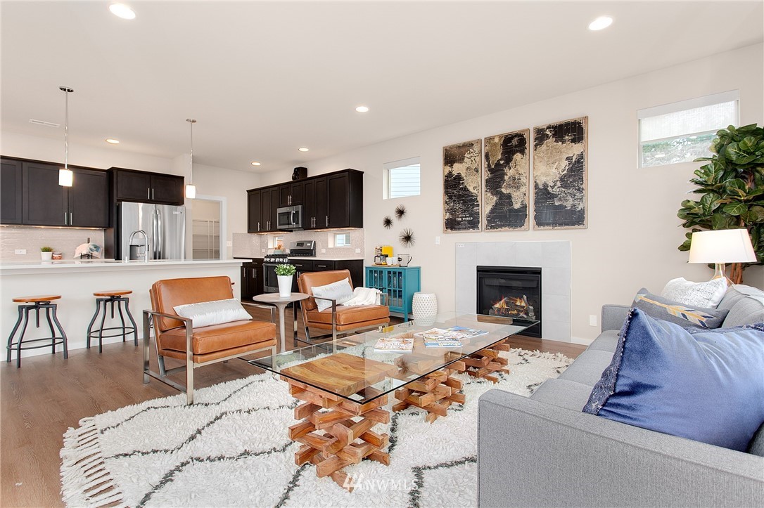 223 Southwest 3rd Court, Unit 6 Renton, WA 98057 - Photo 4 of 19