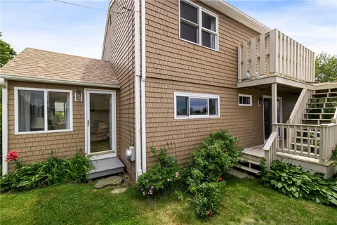 $895,000 | 20 Saltaire Avenue, Narragansett, RI 02882