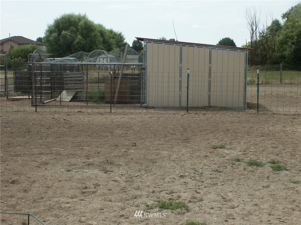 403 Young Road Northeast Moses Lake, WA 98837 - Photo 13 of 25 Gallery Image 13