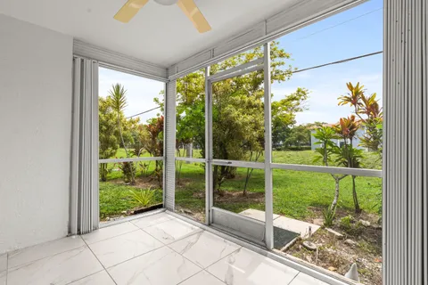 $169,900 | 3090 Holiday Springs Boulevard, Unit 109, Margate, FL 33063