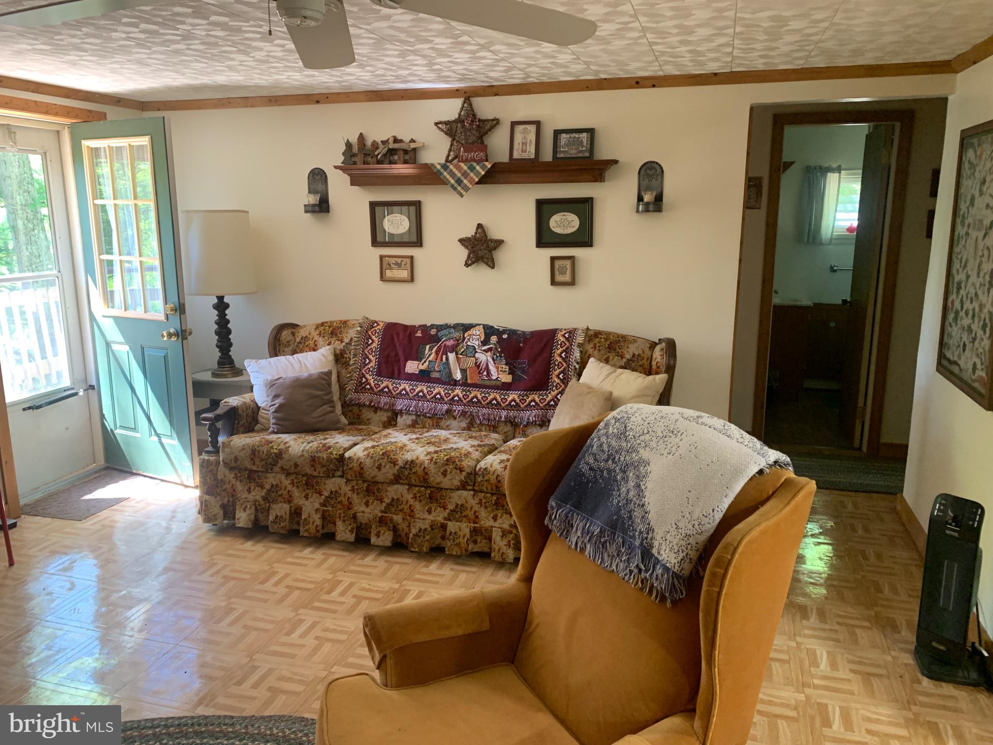 5547 Fox Road Fort Loudon, PA 17224 - Photo 15 of 27 Living room with inviting charm.