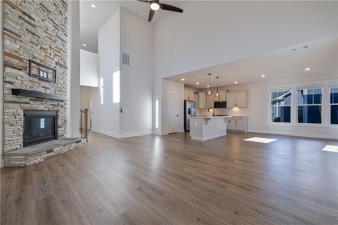 117 Founders Boulevard Central, SC 29630 - Photo 7 of 36