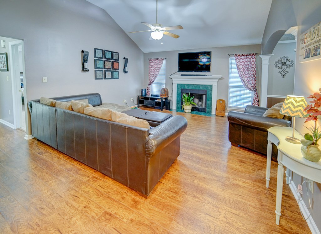 216 McKay Road Martinez, GA 30907 - Photo 3 of 34
