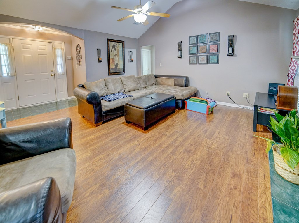 216 McKay Road Martinez, GA 30907 - Photo 4 of 34