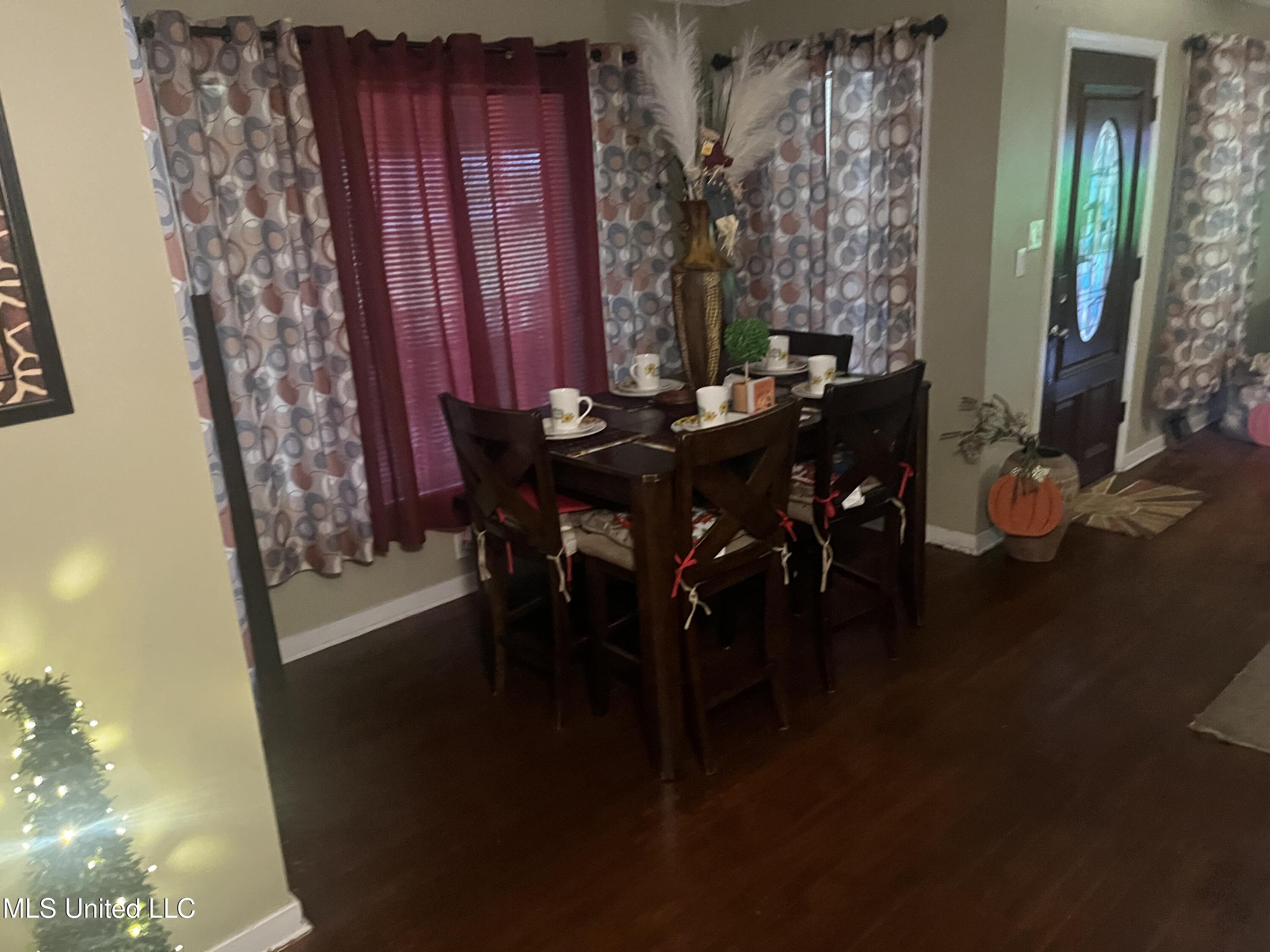 381 Sykes Road Jackson, MS 39212 - Photo 7 of 15 IMG_1206