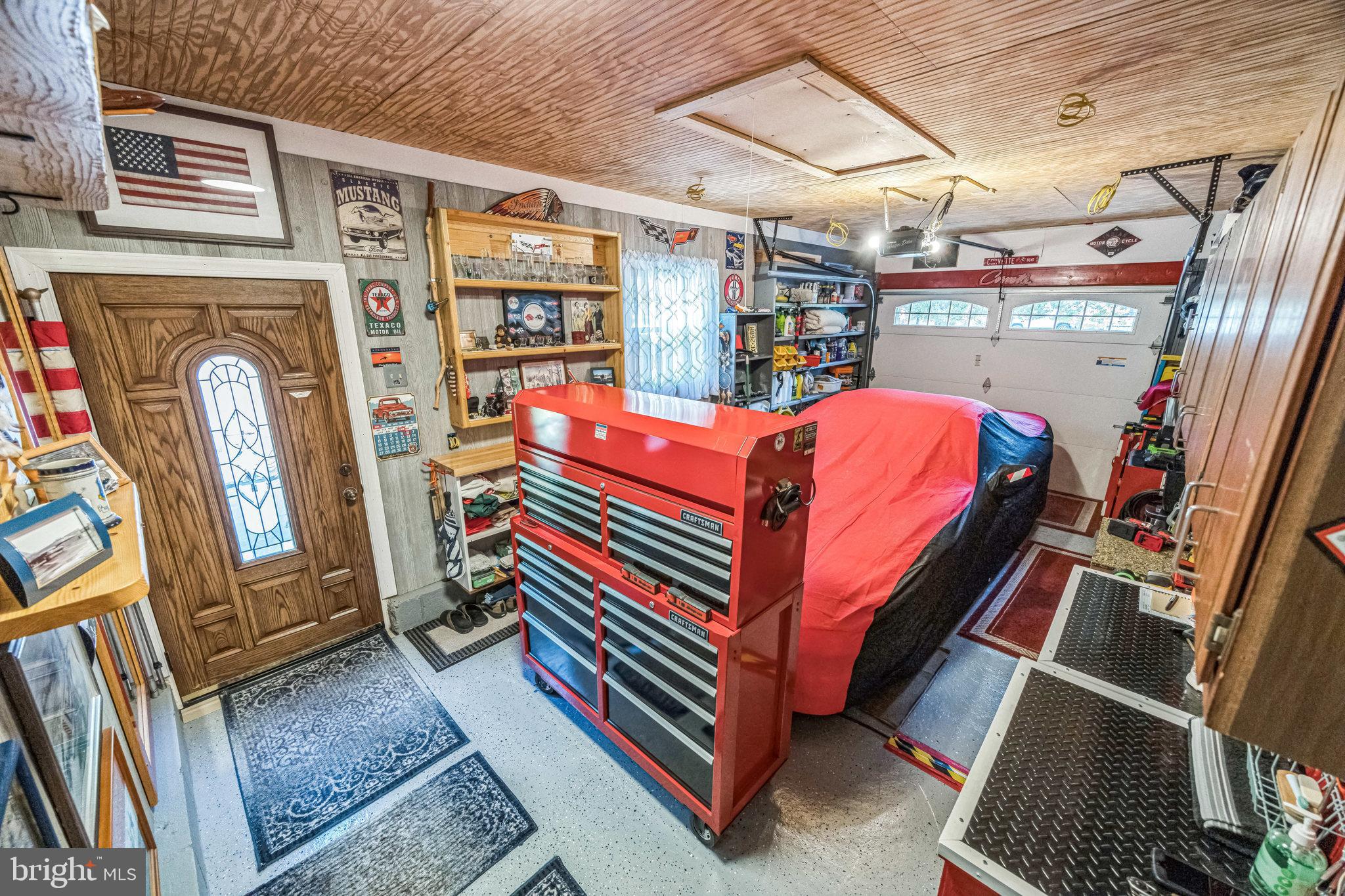 201 Walnut Avenue Berlin, NJ 08009 - Photo 26 of 27 Garage