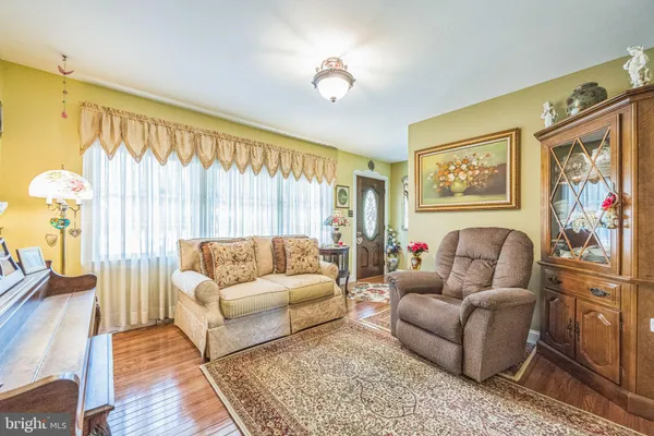 $389,900 | 201 Walnut Avenue, Berlin, NJ 08009