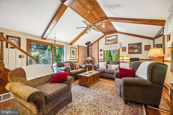 $389,900 | 201 Walnut Avenue, Berlin, NJ 08009