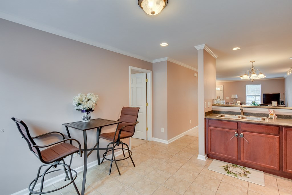 210 West Five Notch Road, Unit 104 North Augusta, SC 29841 - Photo 6 of 17 eat in kitchen