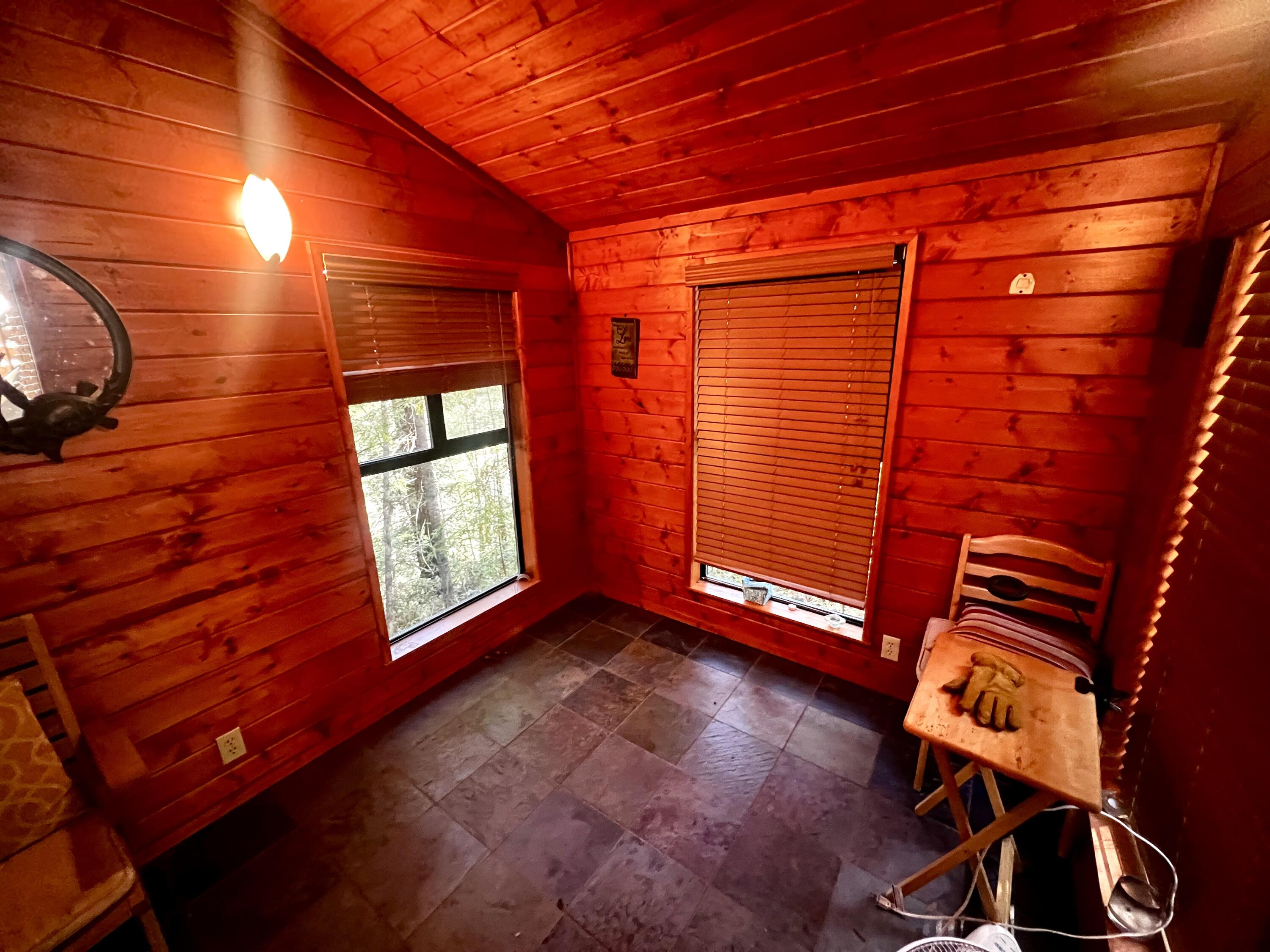 2400 Twin Trees Road Garberville, CA 95542 - Photo 11 of 56