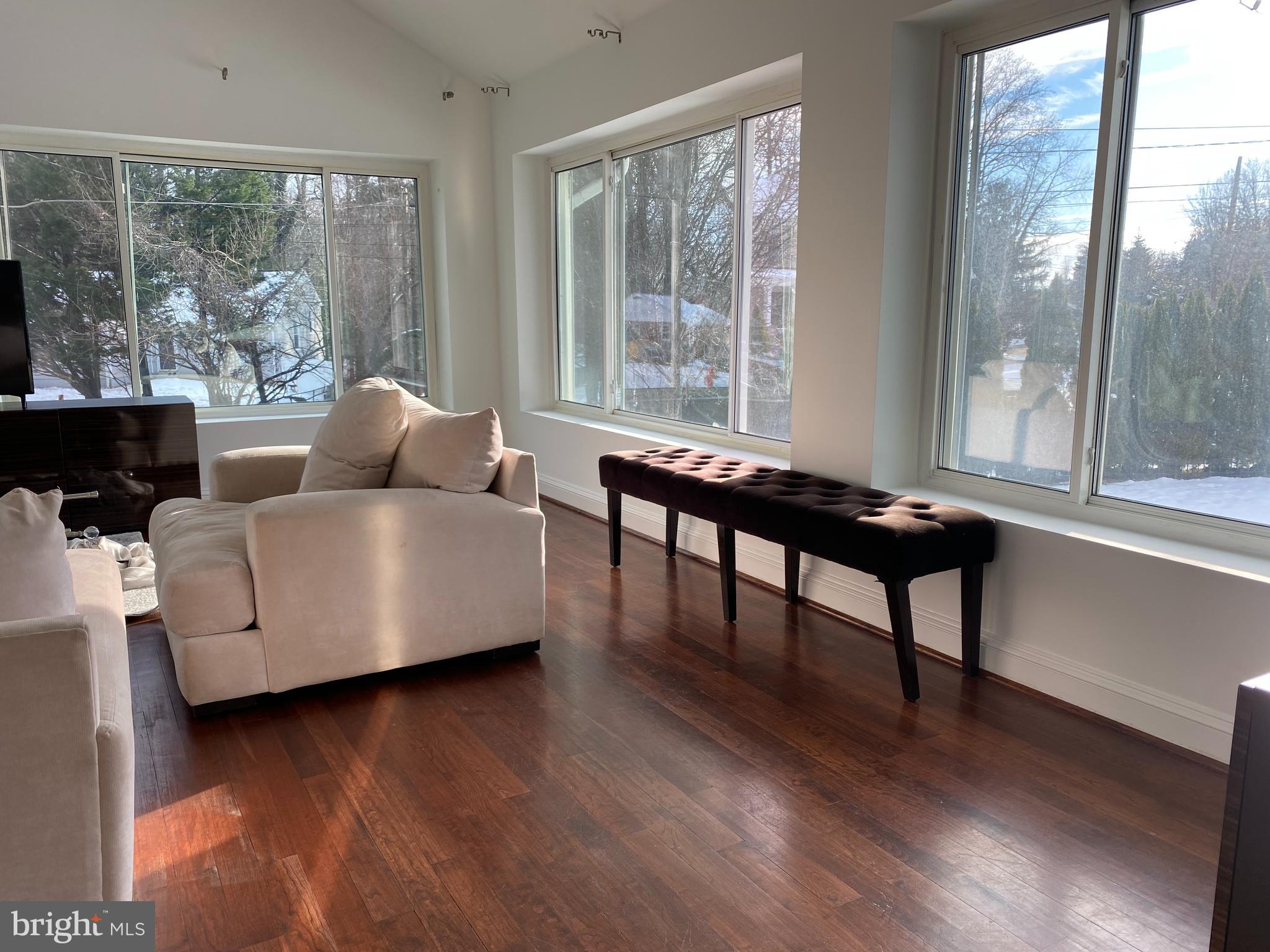 7024 Old Dominion Drive McLean, VA 22101 - Photo 11 of 35