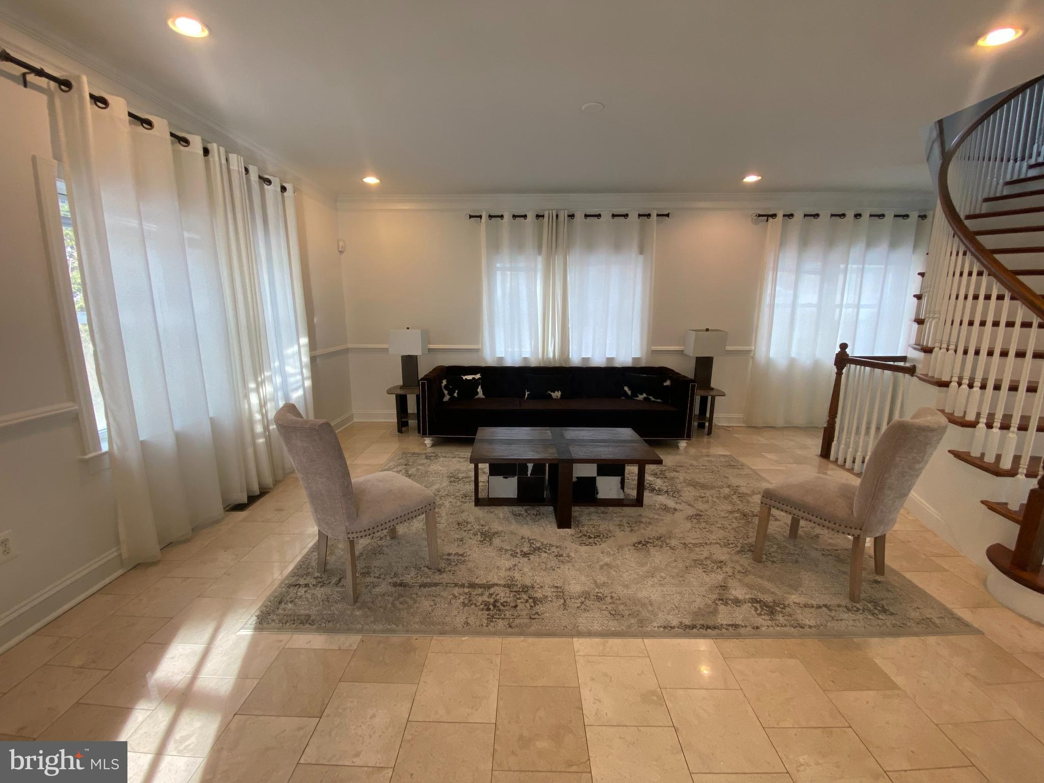 7024 Old Dominion Drive McLean, VA 22101 - Photo 17 of 35