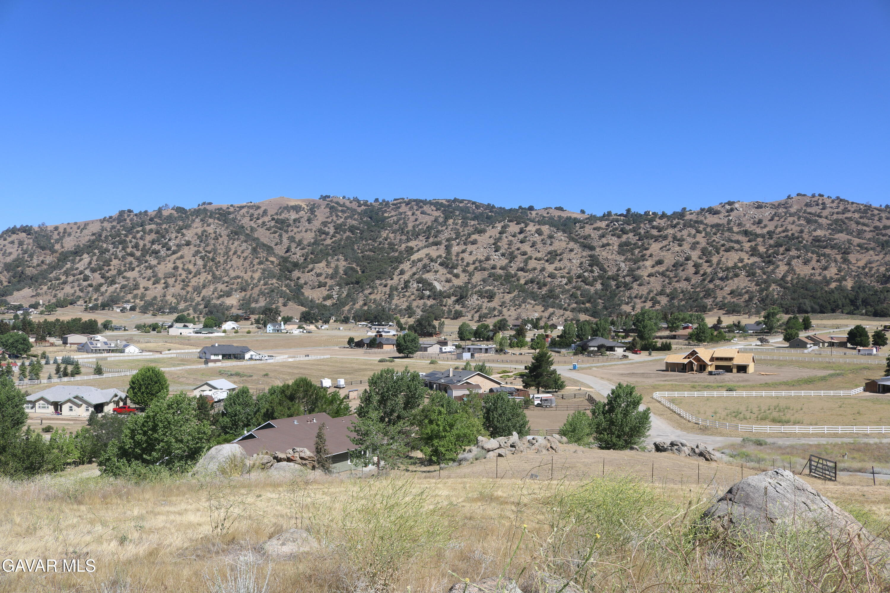Assault Drive Tehachapi, CA 93561 - Photo 4 of 12 11