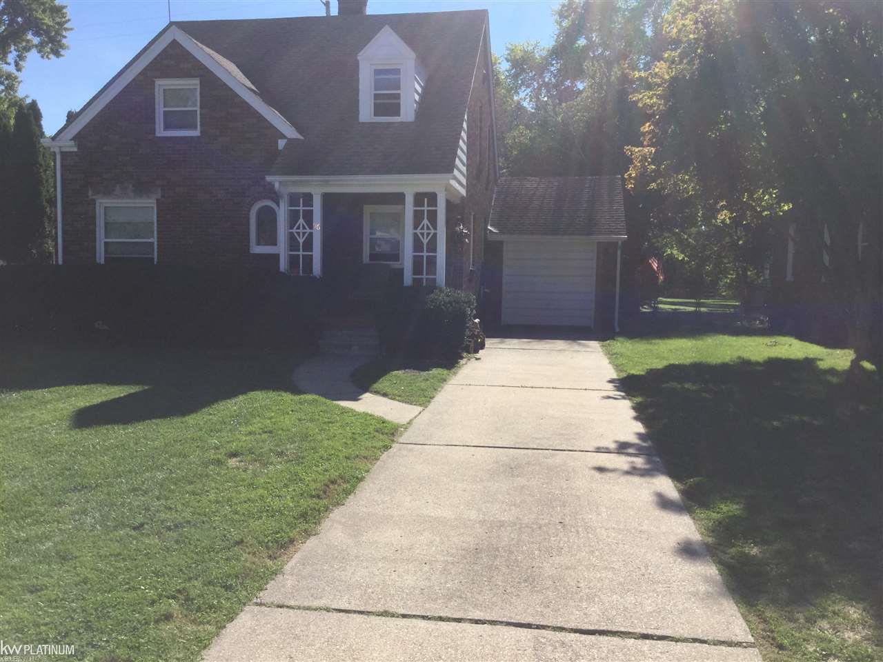 96 Riverside Drive Mount Clemens, MI 48043 - Photo 2 of 35 31313716-1.JPG