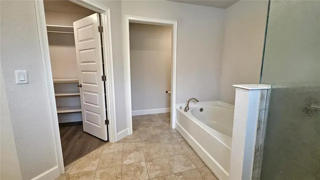 $2,400 | 5050 Southwest 91st Street, Ocala, FL 34476