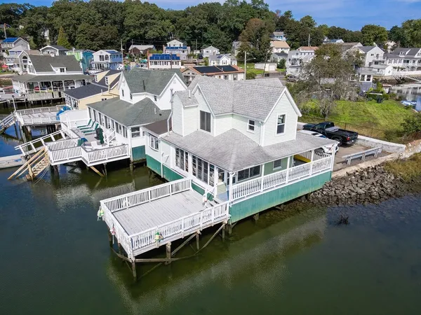 $595,000 | 9 Parkview Avenue, Beverly, MA 01915