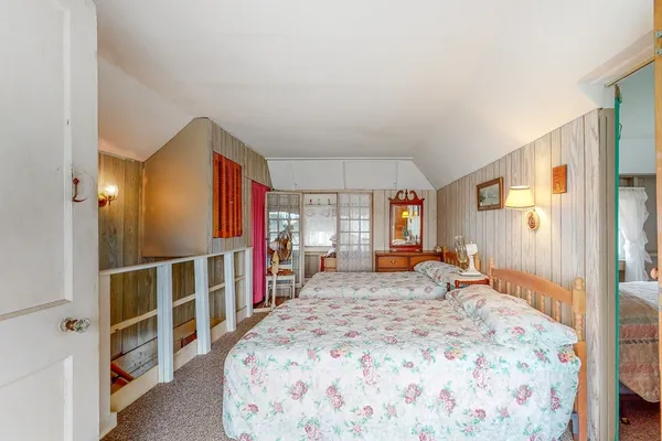 $595,000 | 9 Parkview Avenue, Beverly, MA 01915