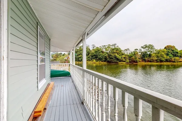 $595,000 | 9 Parkview Avenue, Beverly, MA 01915