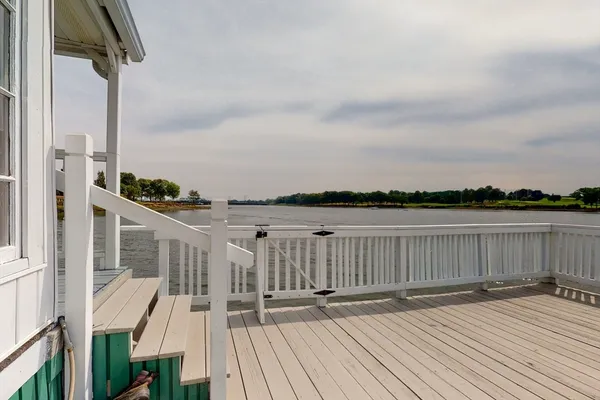 $595,000 | 9 Parkview Avenue, Beverly, MA 01915