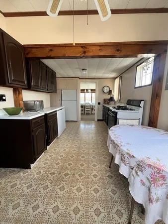 $595,000 | 9 Parkview Avenue, Beverly, MA 01915